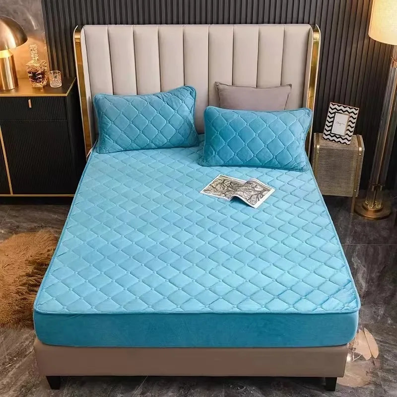 Plush Thicken Quilted Mattress Cover, Warm Soft Crystal Velvet, King Queen Quilted Bed Fitted Sheet