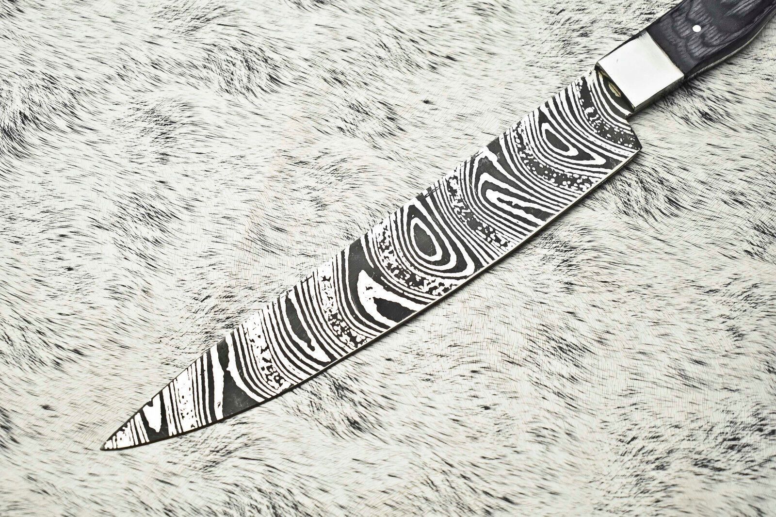 Mastercrafted Damascus Fillet Knife  Handmade Chef Knife With Stunning Blade Pattern 2