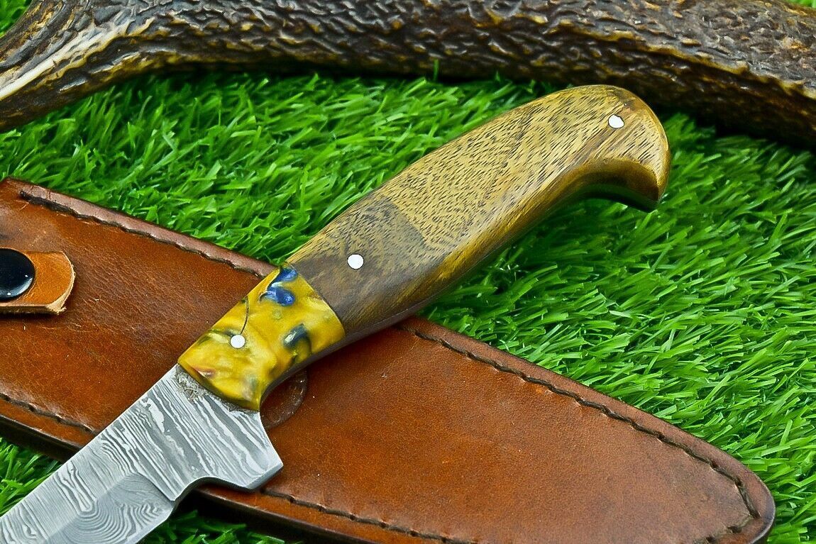 Artisan Forged Damascus Steel Knife  Handmade Fillet Blade With Steel Bolster 1