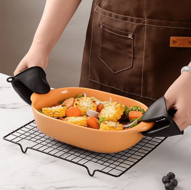GripEase Silicone Heat Resistant Mini Oven Mitts Set 3