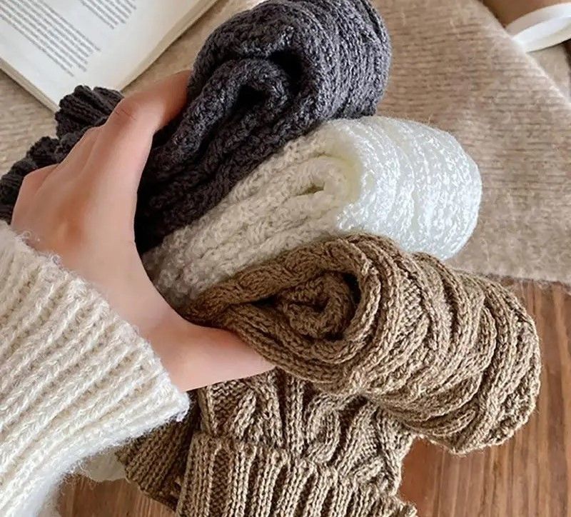 Soft Knit Leg Warmers For Women And Teens 3