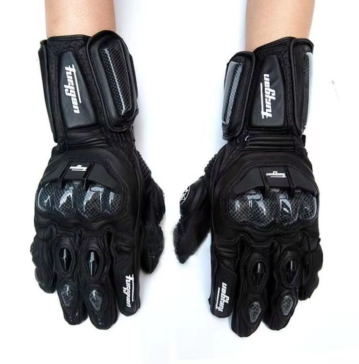 UltimateRide Genuine Leather Motorcycle Gloves  CarbonFiber Knuckle Protection  TouchScreen Ready 1
