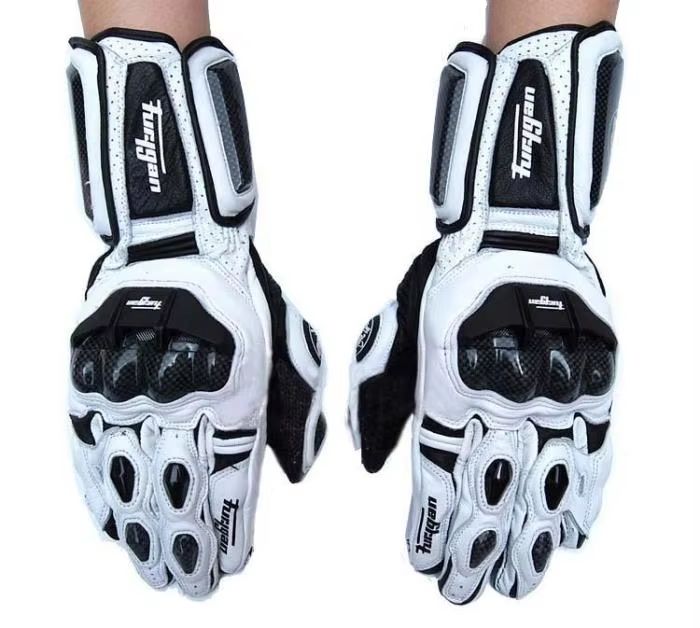 UltimateRide Genuine Leather Motorcycle Gloves  CarbonFiber Knuckle Protection  TouchScreen Ready 2