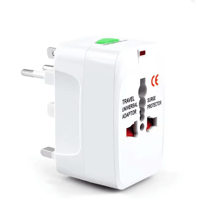 GlobeCharge AllinOne International Plug Adapter 4