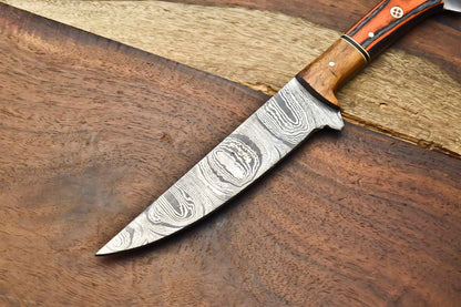 Superior Quality Handmade Damascus Chef Knife  Sharp  Stylish Kitchen Tool 2