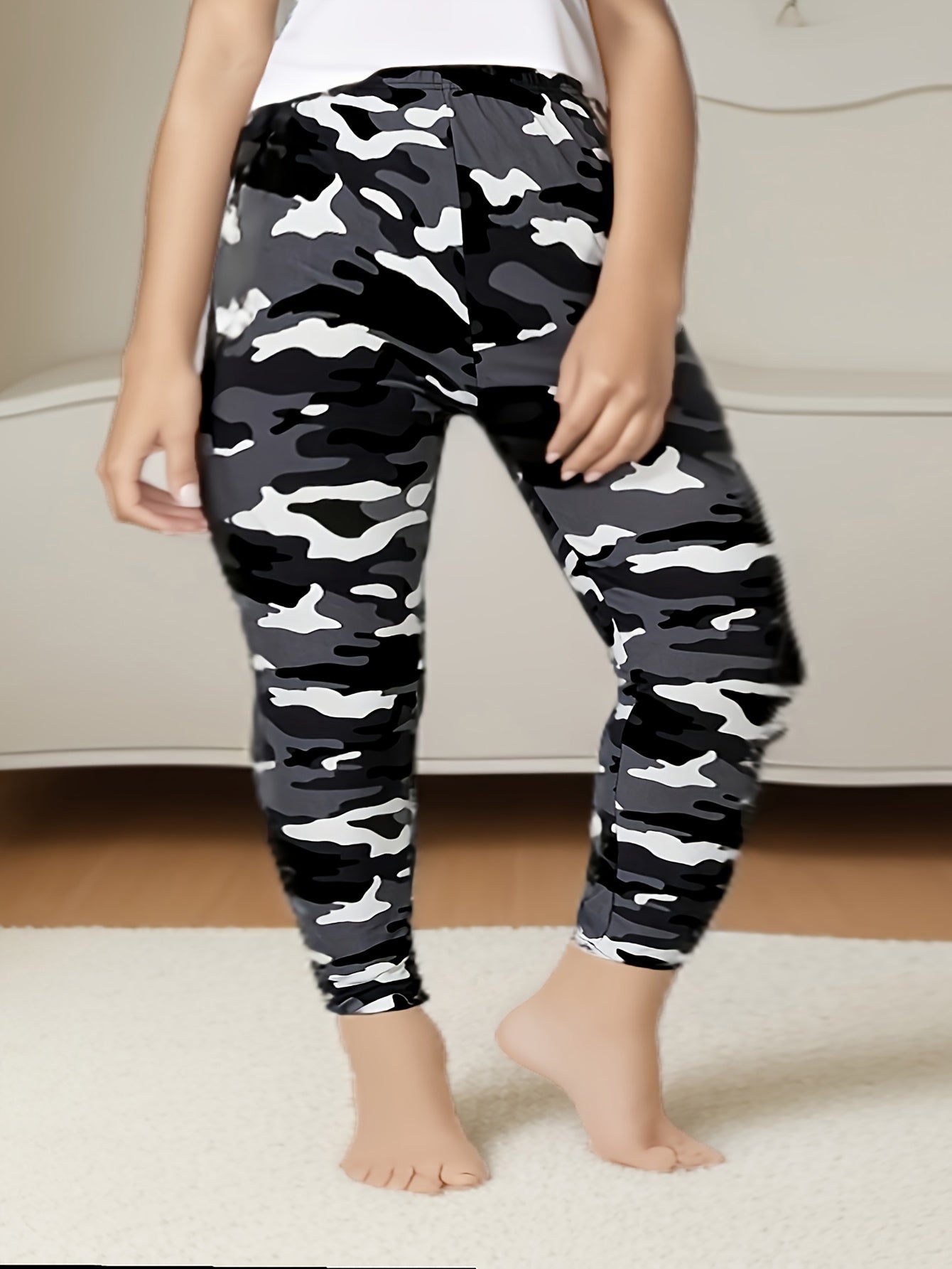 Plus Size Leggings, High Stretch Camouflage Print, Cropped Sports Pants, Women's Athletic Wear, Casual Tight Fit