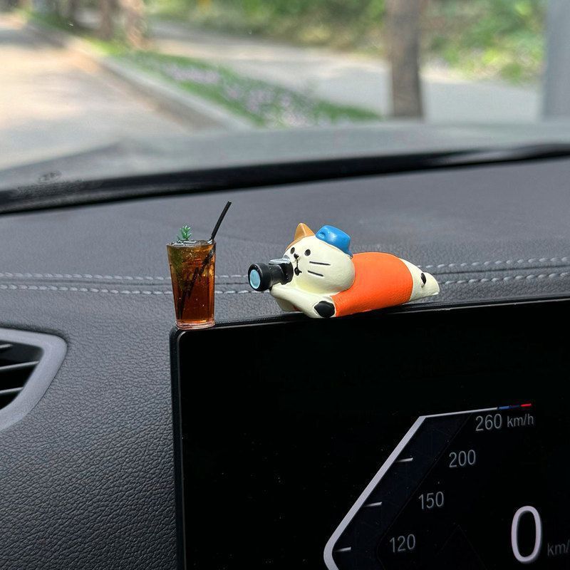 Car Dashboard Cat Ornament, Cute Healing Kitten Figurine, Resin Decorative Cat Accessories for Car Interior