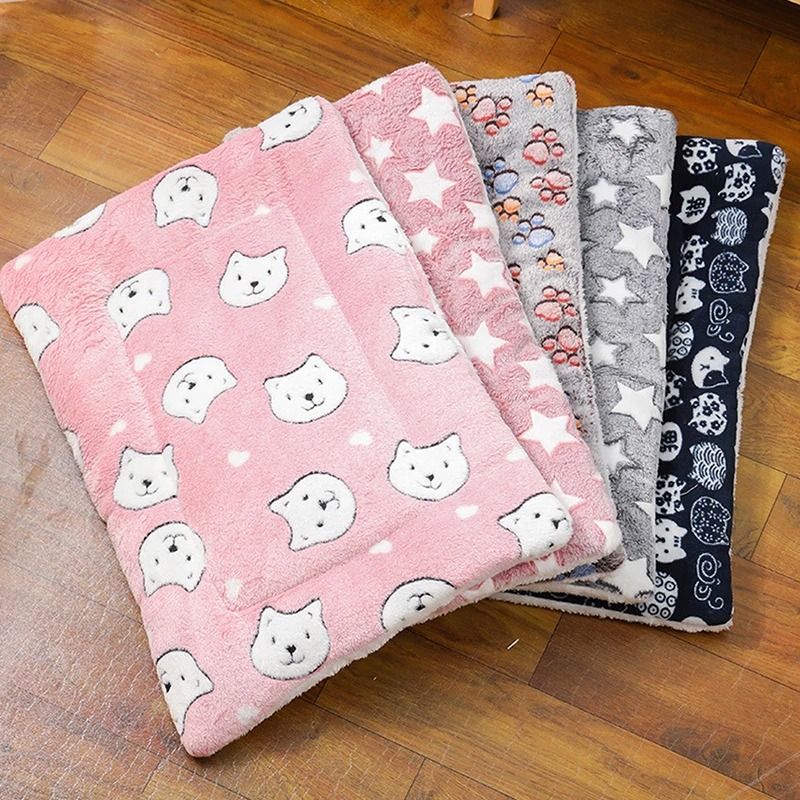 Soft Flannel Pet Sleeping Mat For Dogs And Cats 1