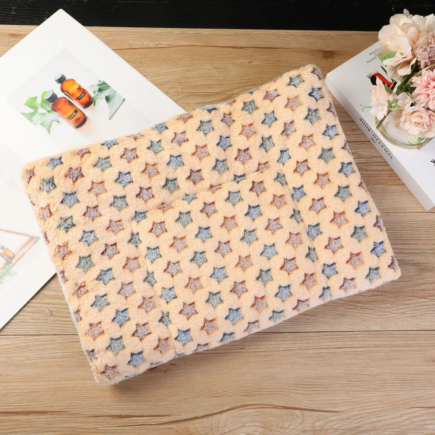 Soft Flannel Pet Sleeping Mat For Dogs And Cats 7