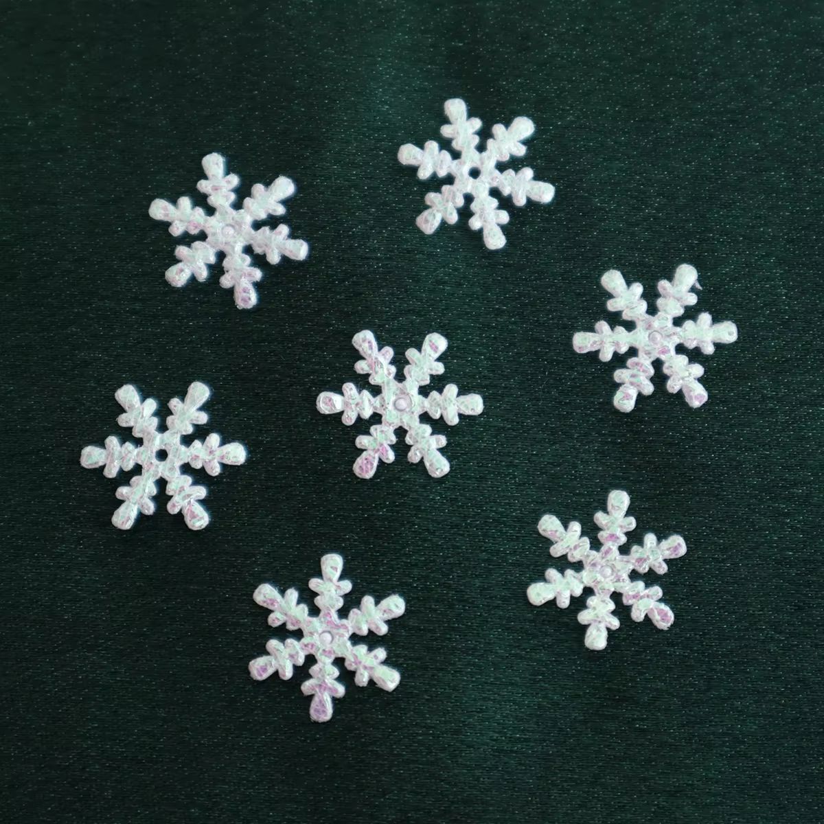 Christmas Snowflake Confetti  300pcs Decorative Paper Flakes For Holiday Parties  Events 3