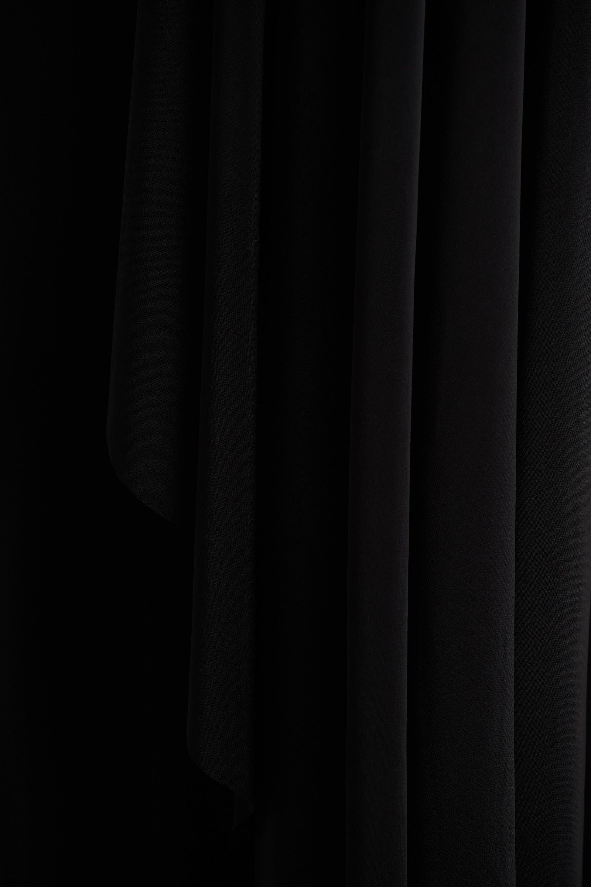 Briony | Black Crew-Neck Maxi Dress With Cape Sleeves