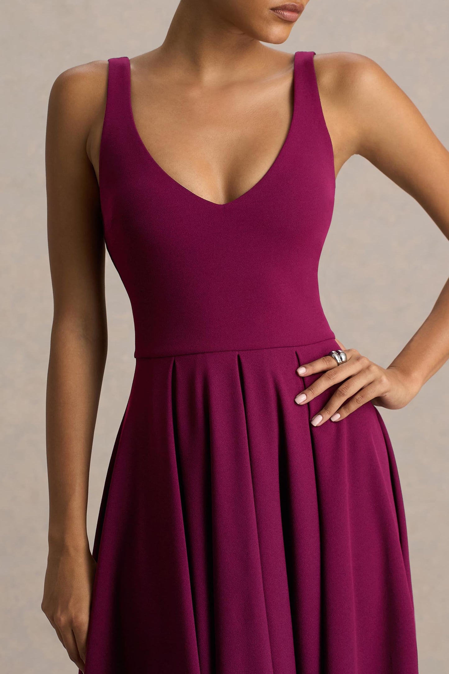 Depths | Burgundy V-Neck Midi Dress